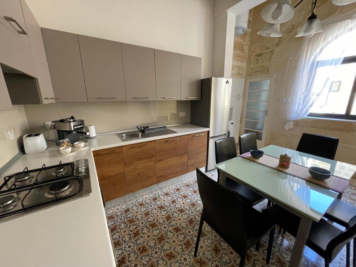 Penelope Townhouse Hotel Ghajn il-Kbira  Eksteriør billede