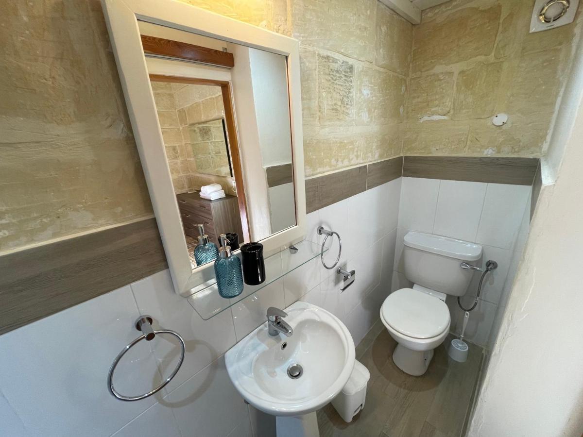 Penelope Townhouse Hotel Ghajn il-Kbira  Eksteriør billede
