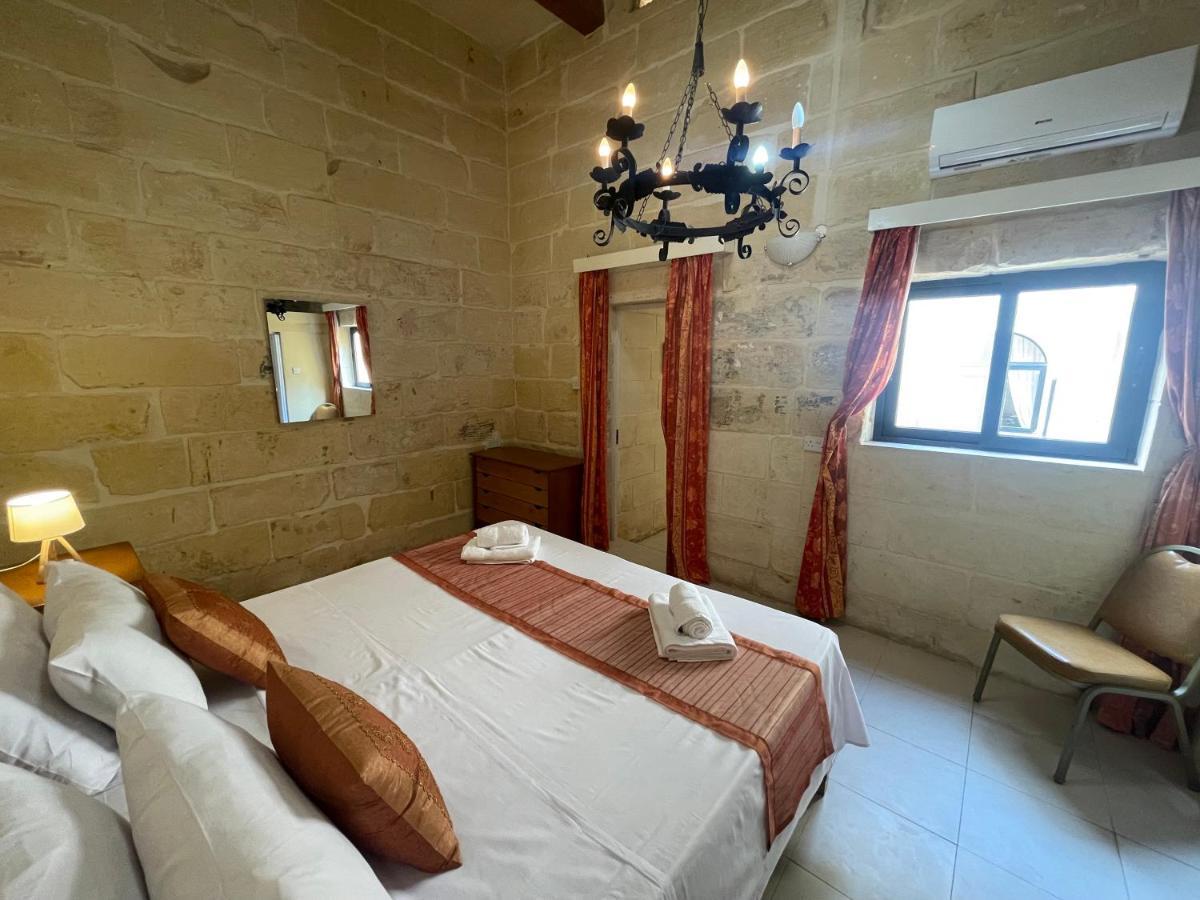 Penelope Townhouse Hotel Ghajn il-Kbira  Eksteriør billede