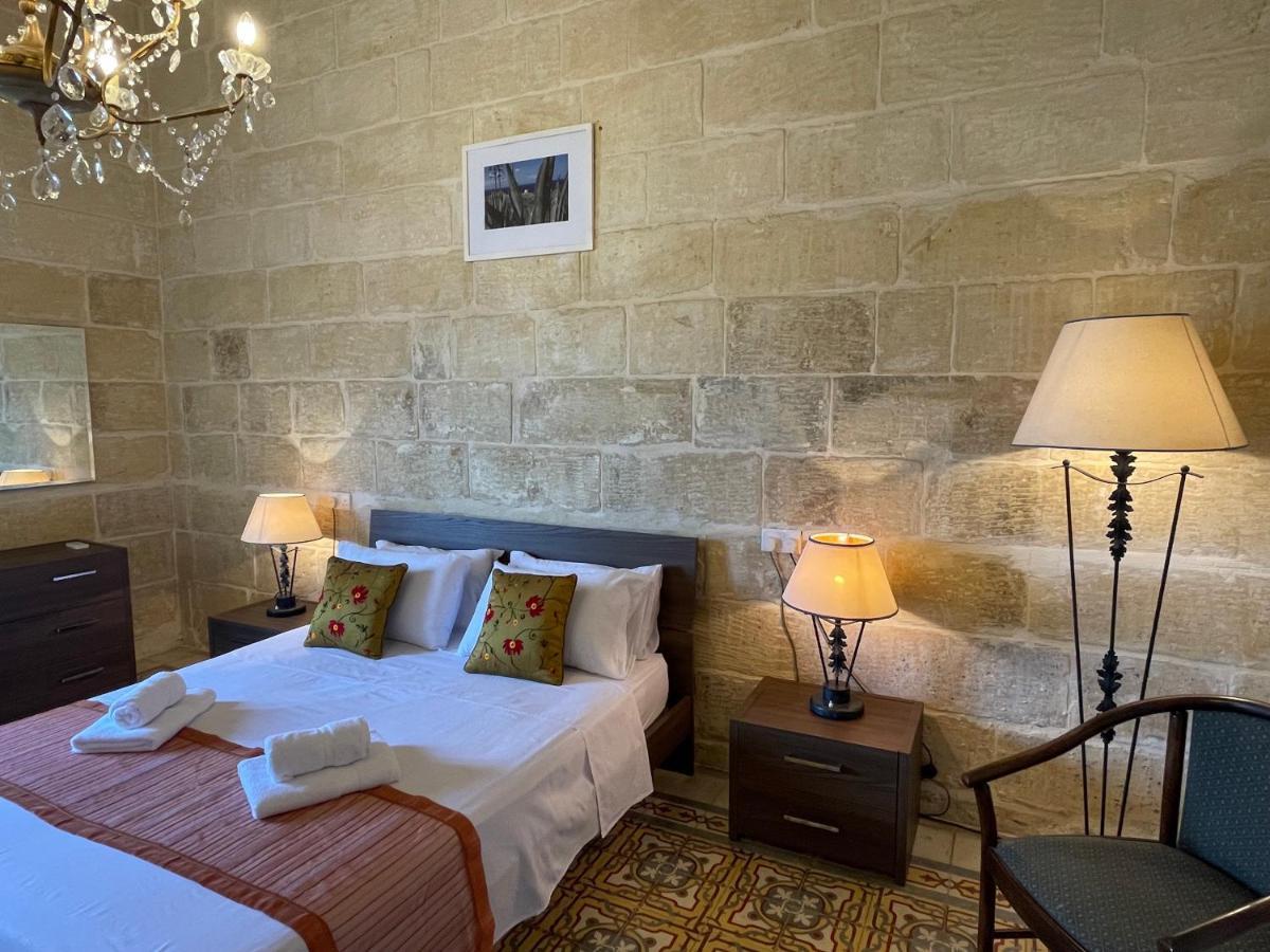 Penelope Townhouse Hotel Ghajn il-Kbira  Eksteriør billede
