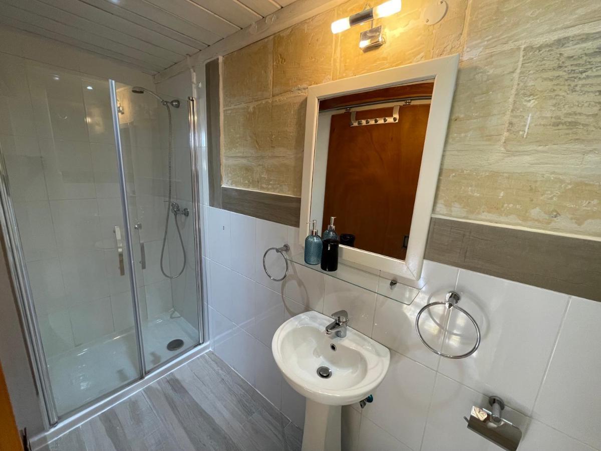 Penelope Townhouse Hotel Ghajn il-Kbira  Eksteriør billede